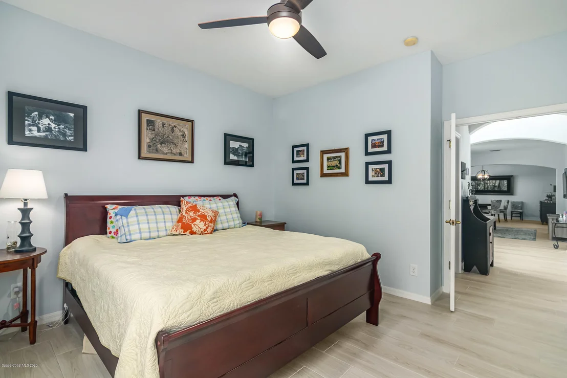 Photo of 5845 Newbury Circle