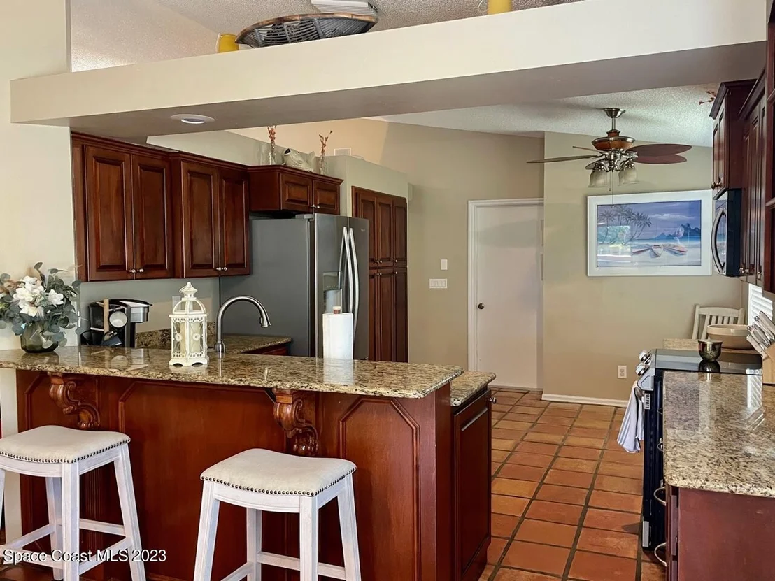Photo of 8001 Bracken Lane