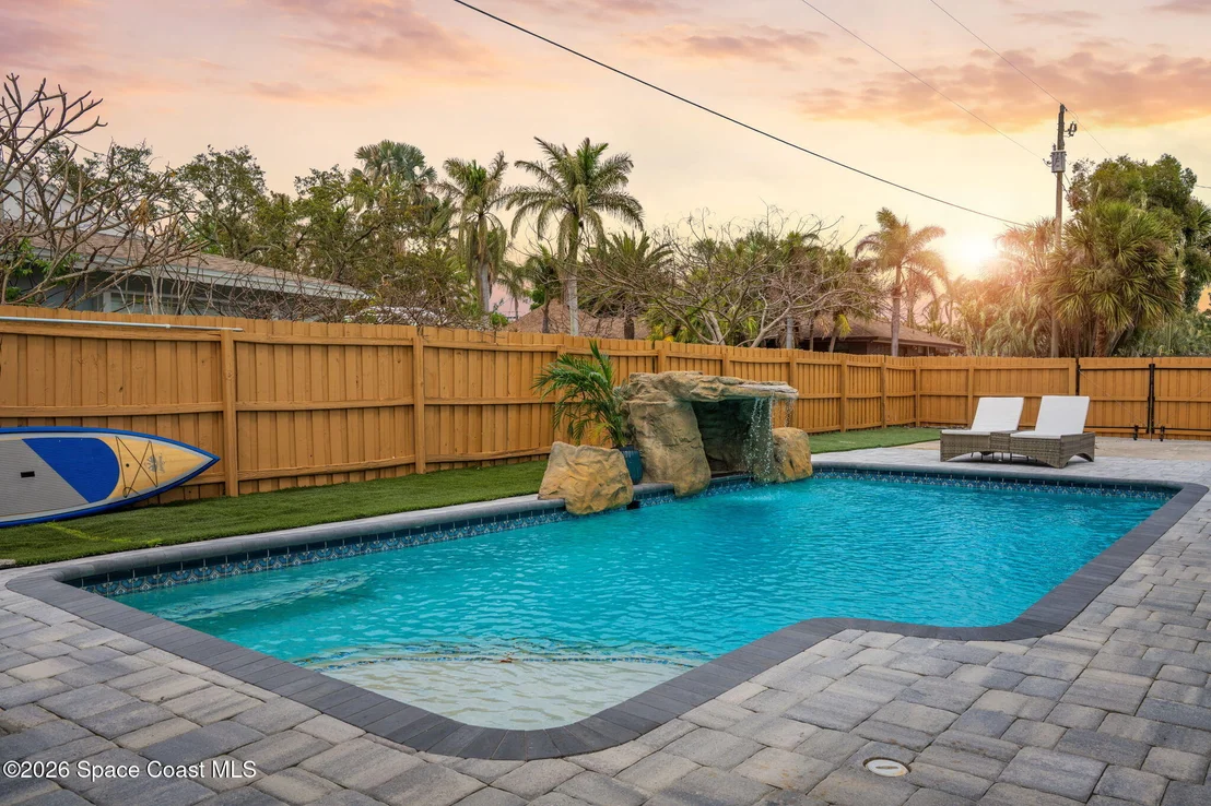 Photo of 500 Seabreeze Drive