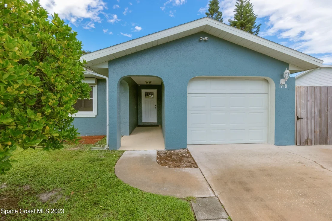 Photo of 1718 Bruman