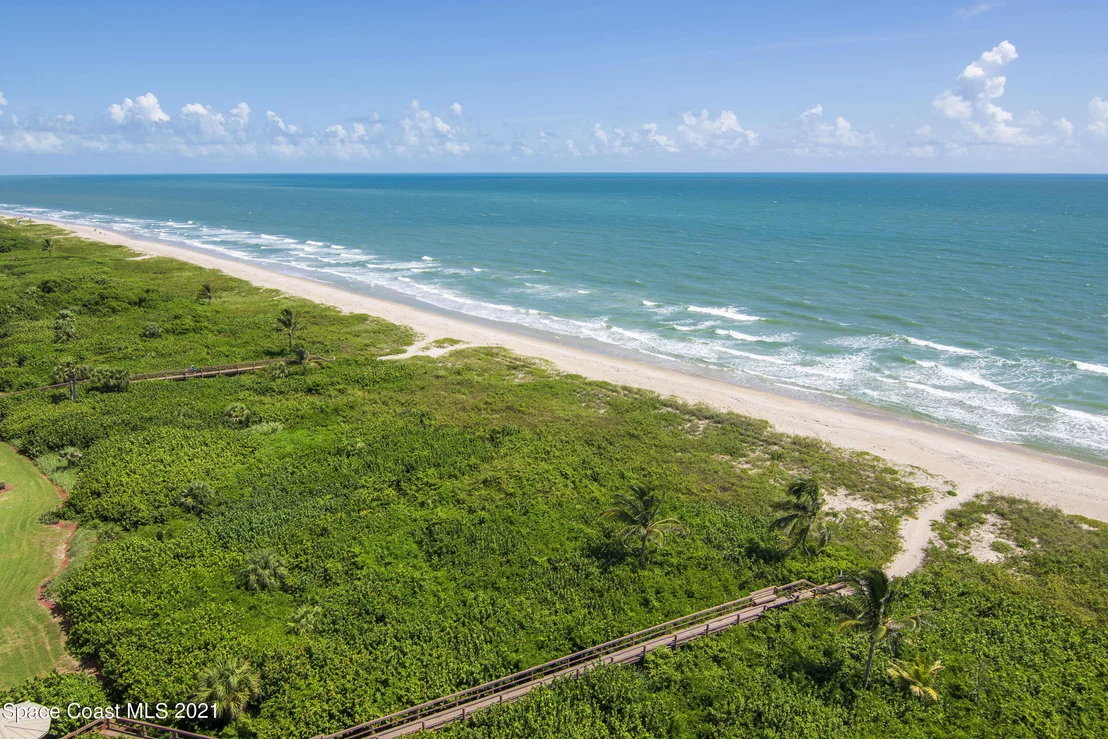 Photo of Unit PHA2 at 3100 N Highway A1a