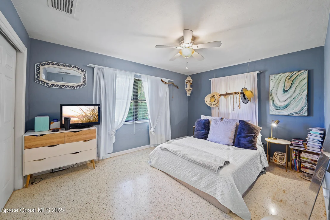 Photo of 700 Pelican Drive