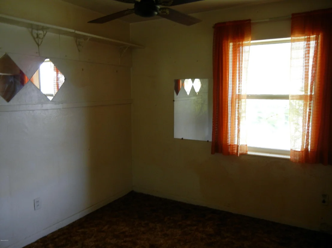 Photo of 2425 Allan Adale Road