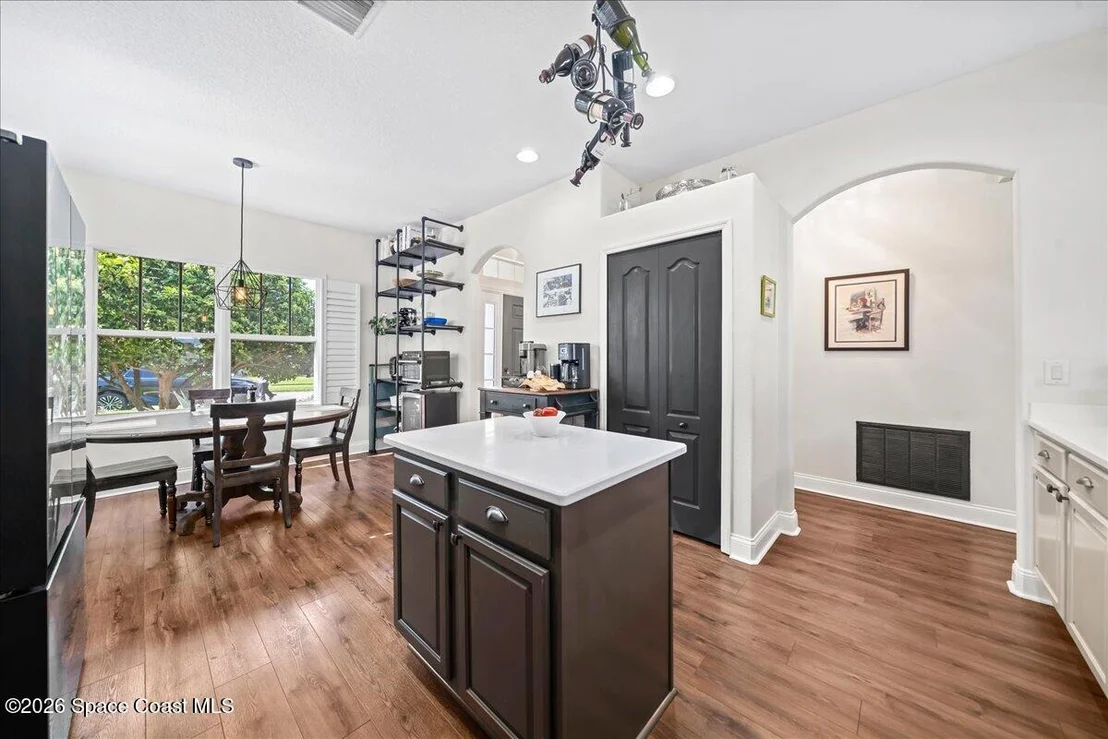 Photo of 2251 Bridgeport Circle