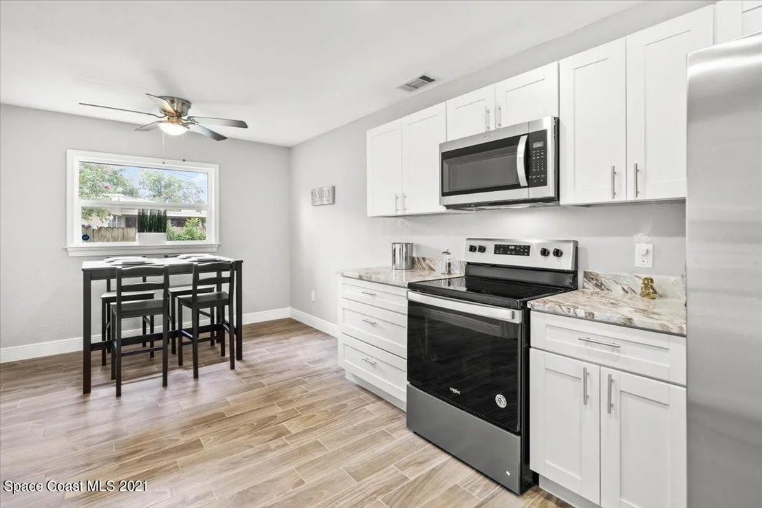 Photo of 900 Temple Drive