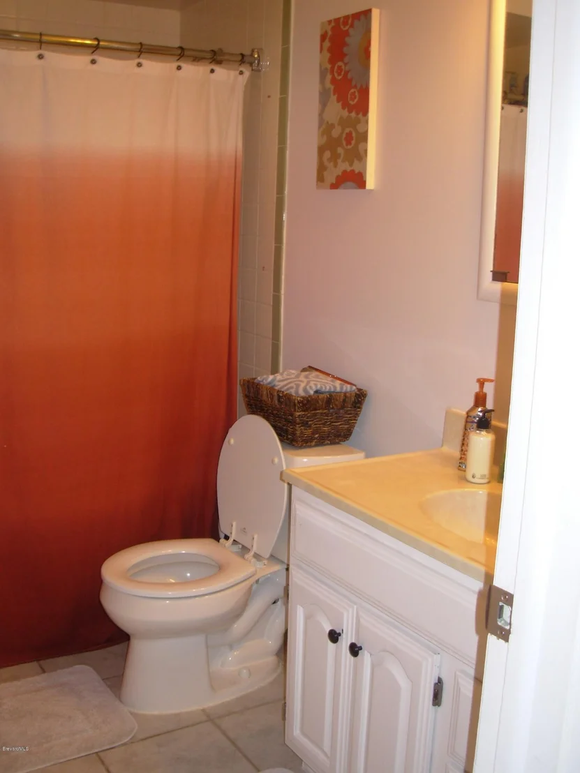 Photo of 2003 NE Roc-Rosa Drive