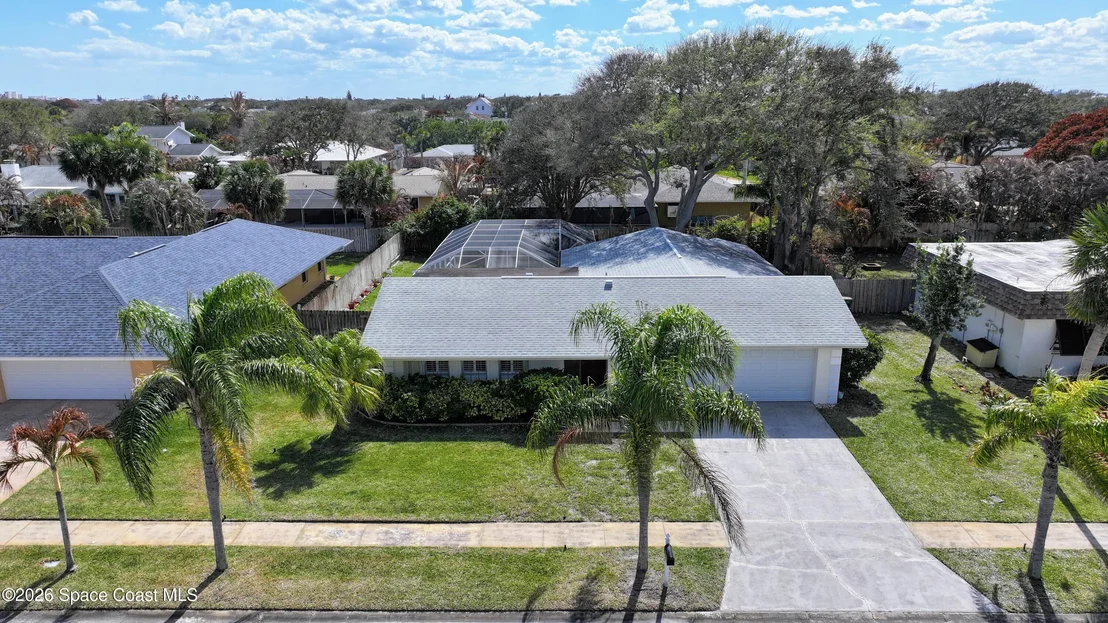 Photo of 215 Sand Pine Road