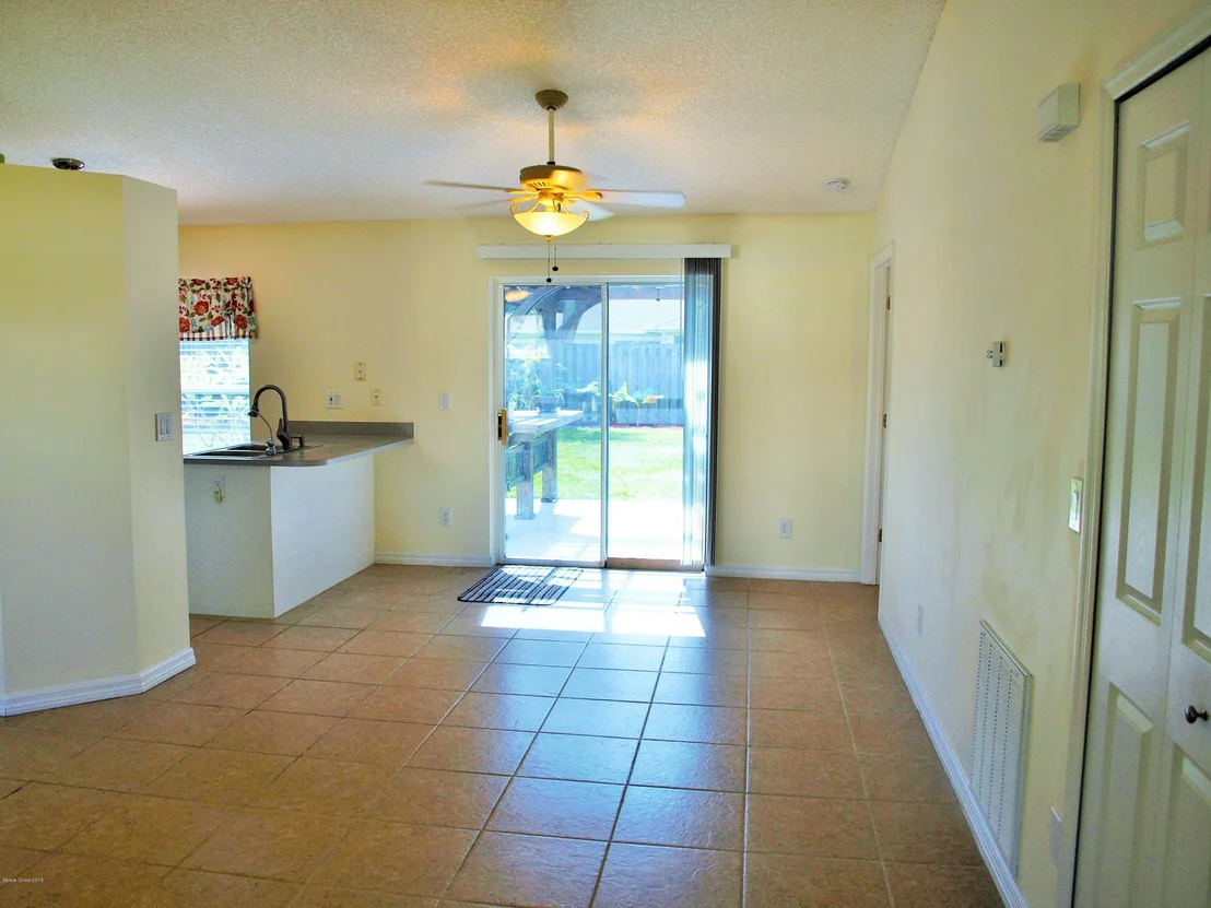 Photo of 247 Crystal Lake Road