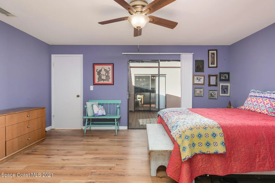 Photo of 310 Bayhead Drive