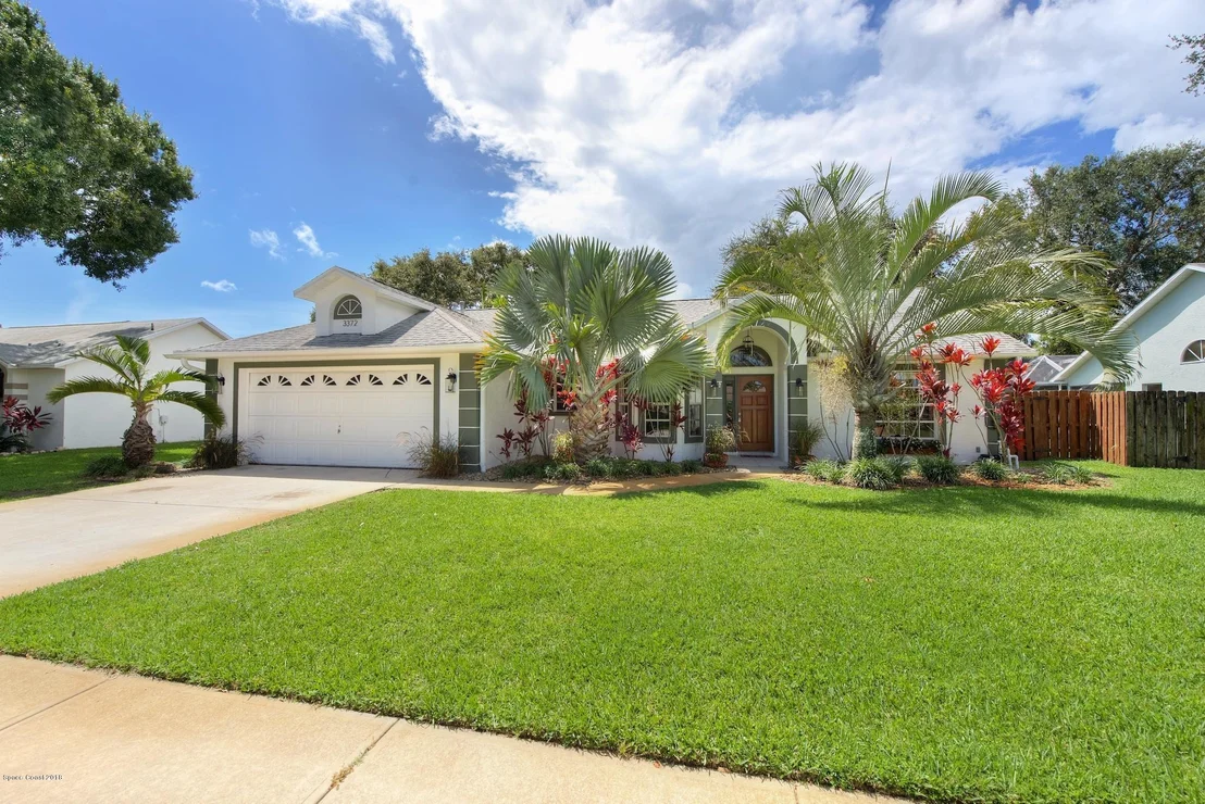 Photo of 3372 Lake View Circle