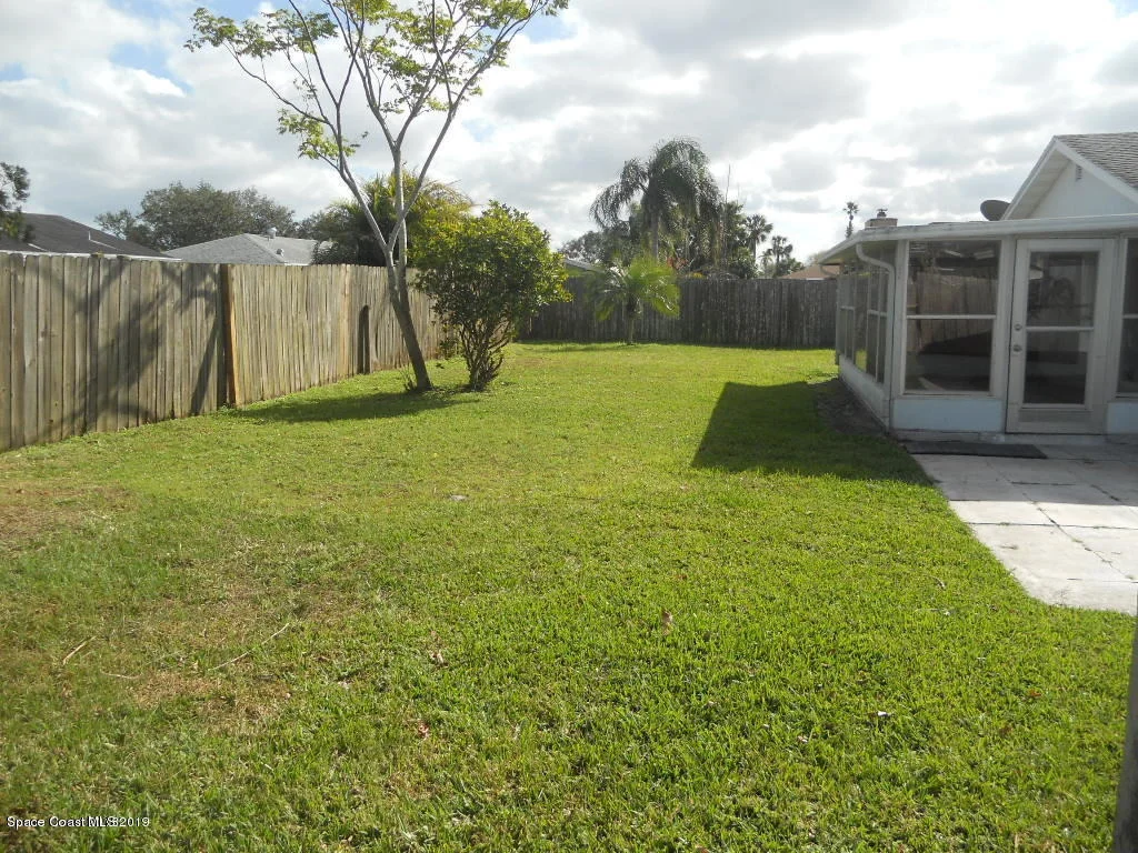 Photo of 551 Avignon Drive