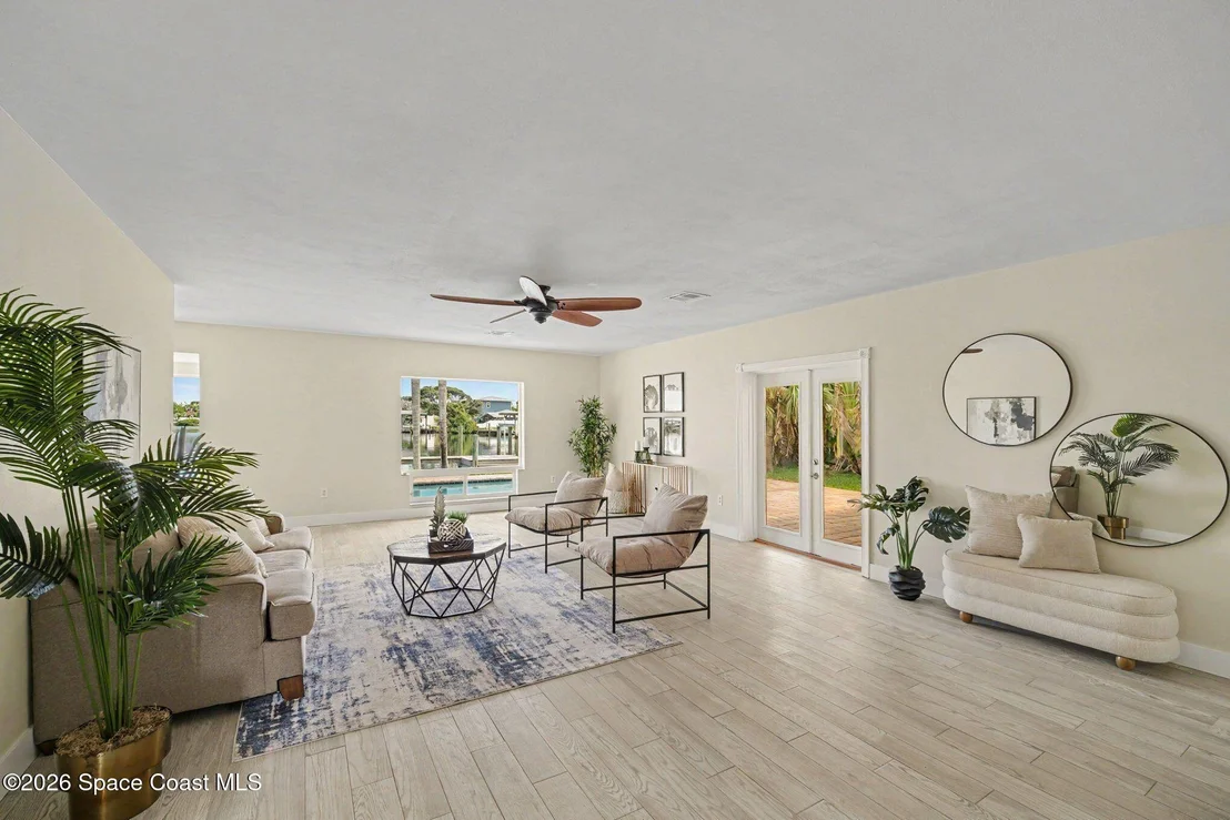 Photo of 1540 Bay Shore Drive