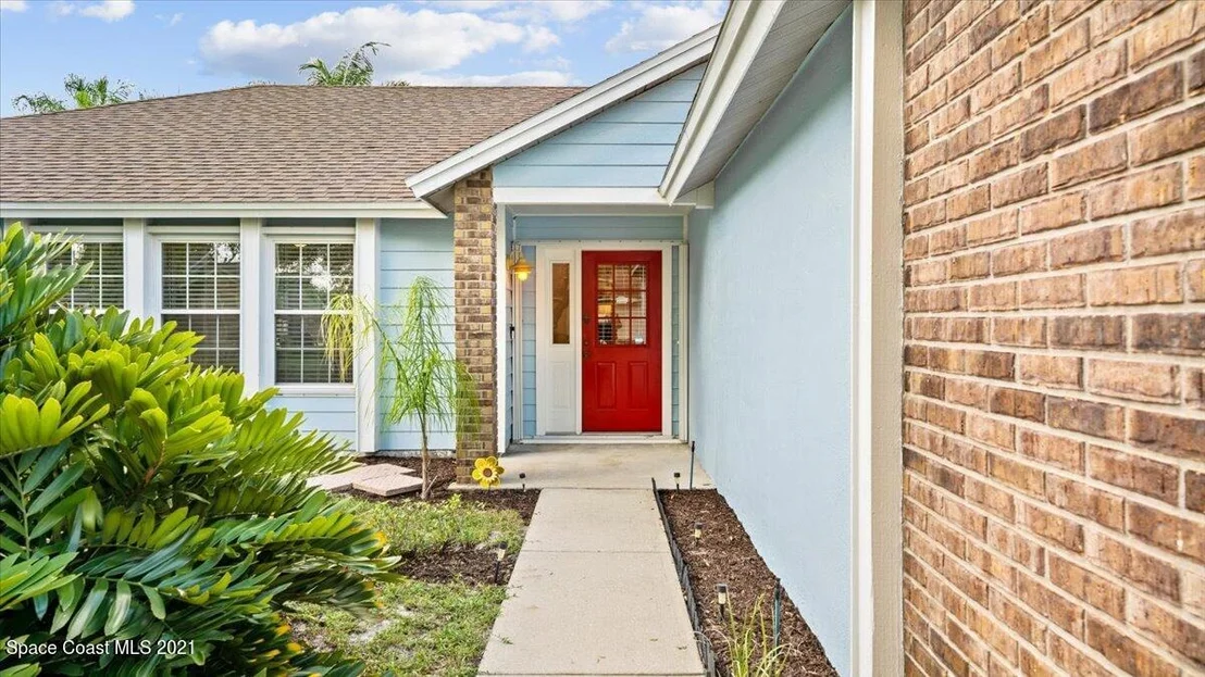 Photo of 4840 Riverside Road