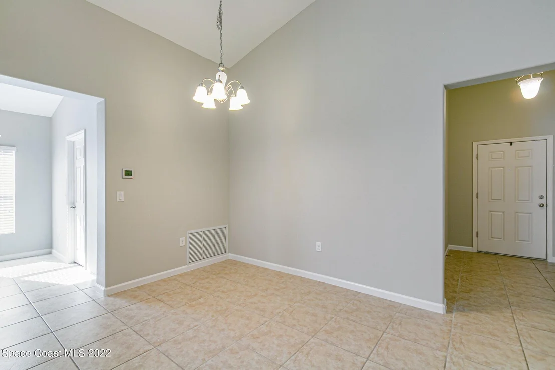 Photo of 2138 Attilburgh Boulevard