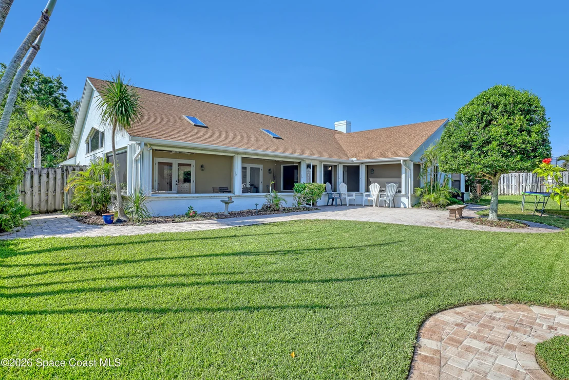 Photo of 402 Peregrine Drive