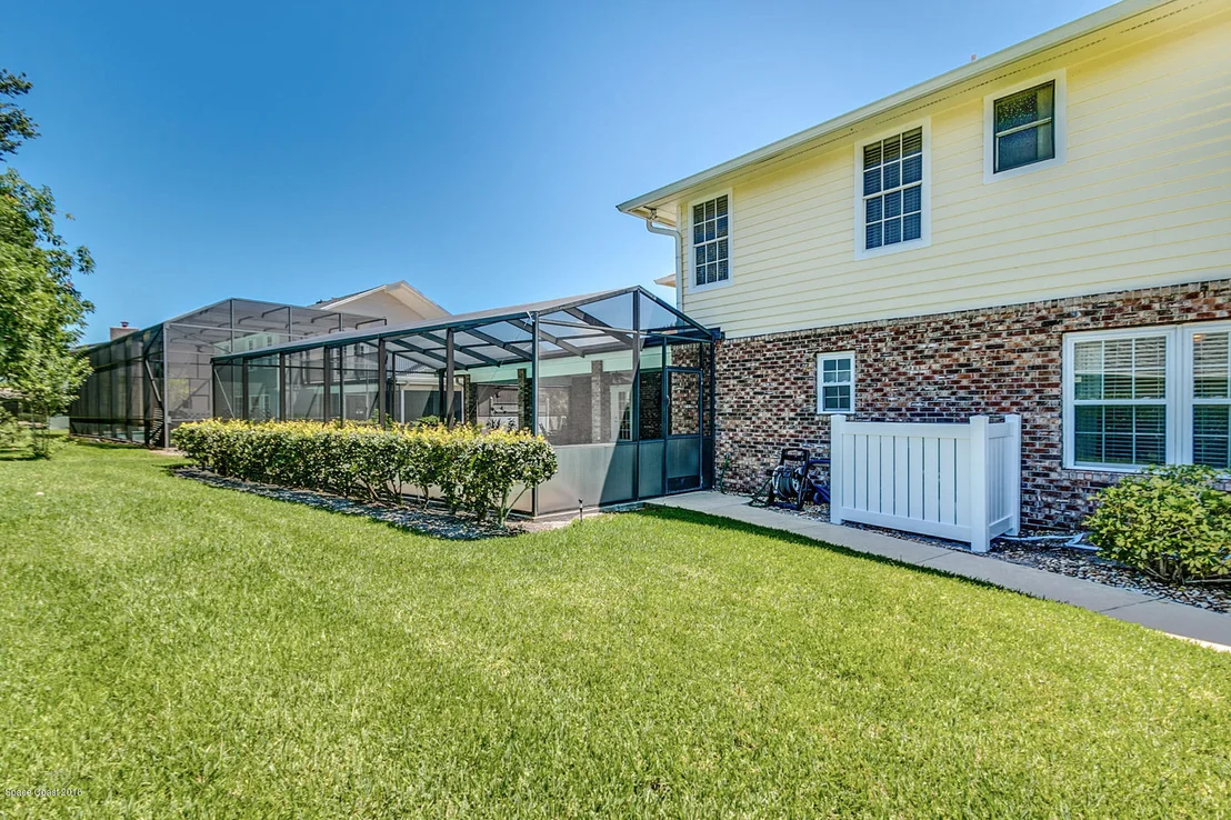 Photo of 685 Woodbridge Drive