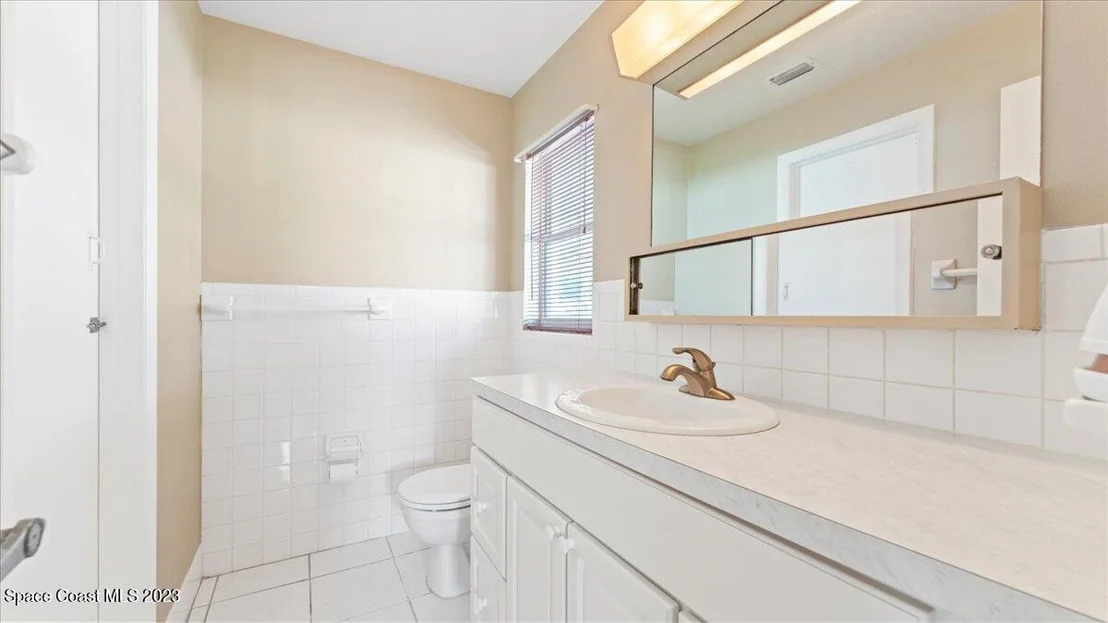 Photo of 940 Cristobal Drive