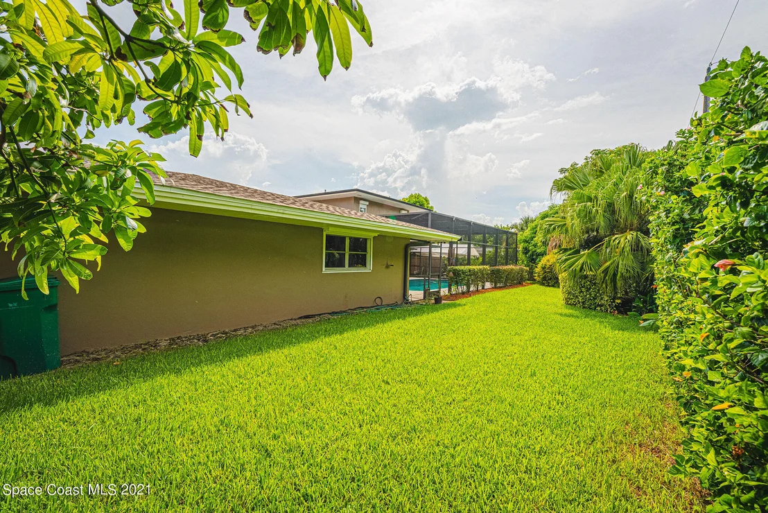 Photo of 616 Hibiscus Trail