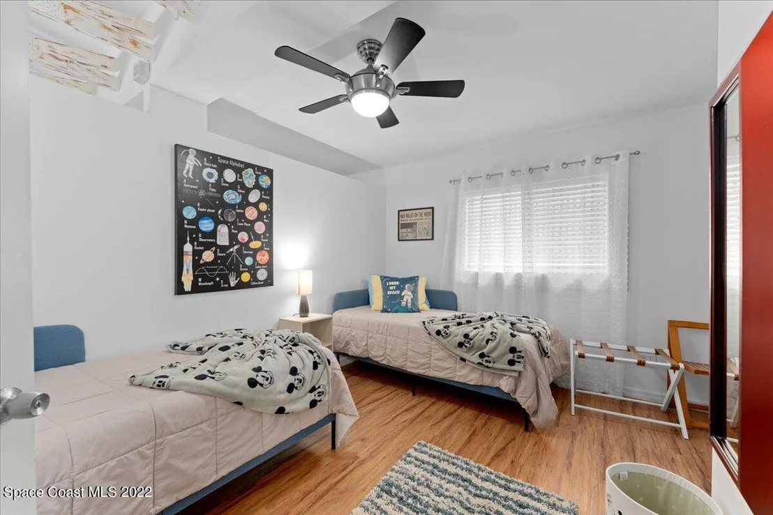 Photo of 1345 Bayshore Drive