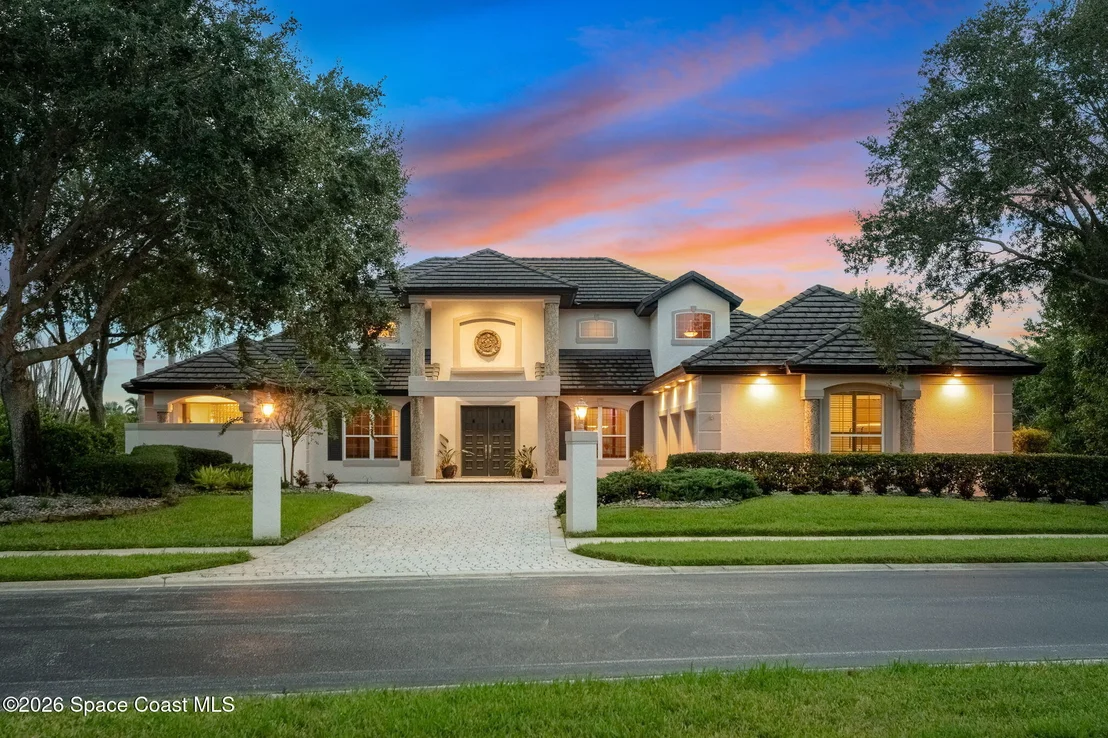 Photo of 804 Chatsworth Drive