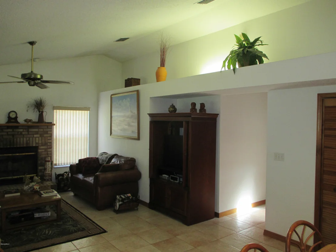 Photo of 2980 Lett Lane
