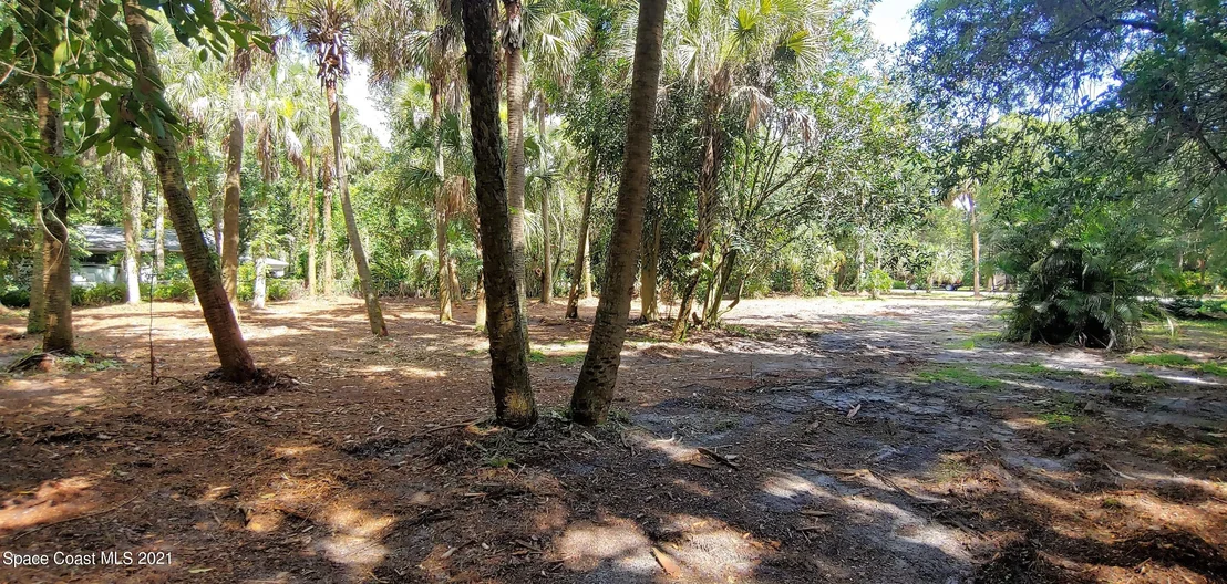 Photo of 5819 Crane Road