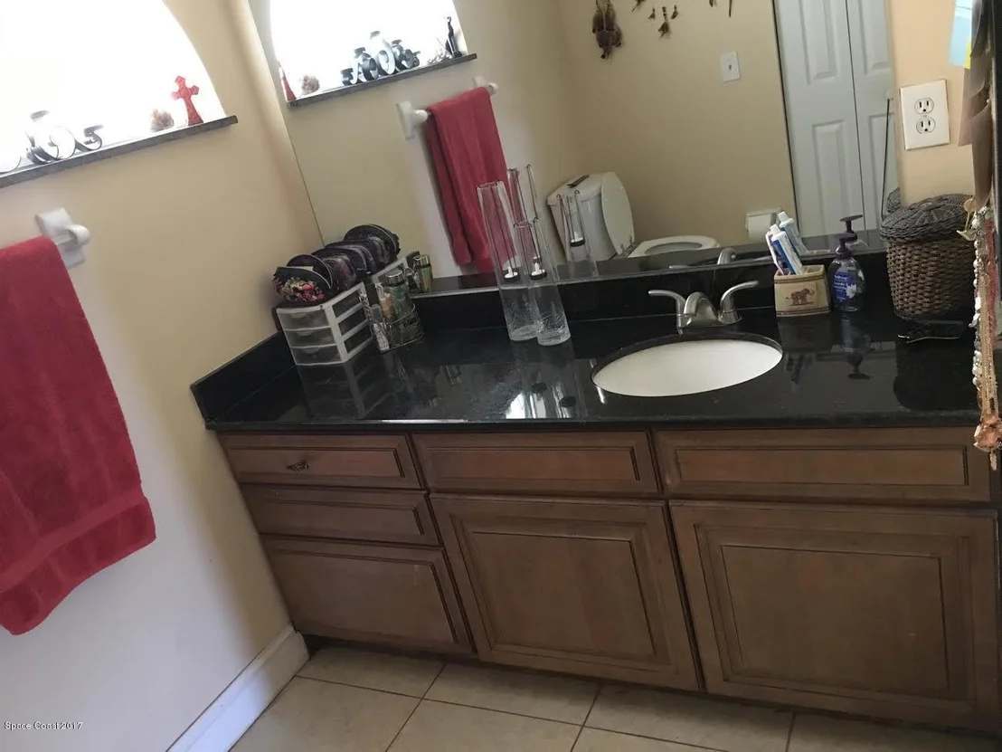 Photo of 6457 Hudson Road