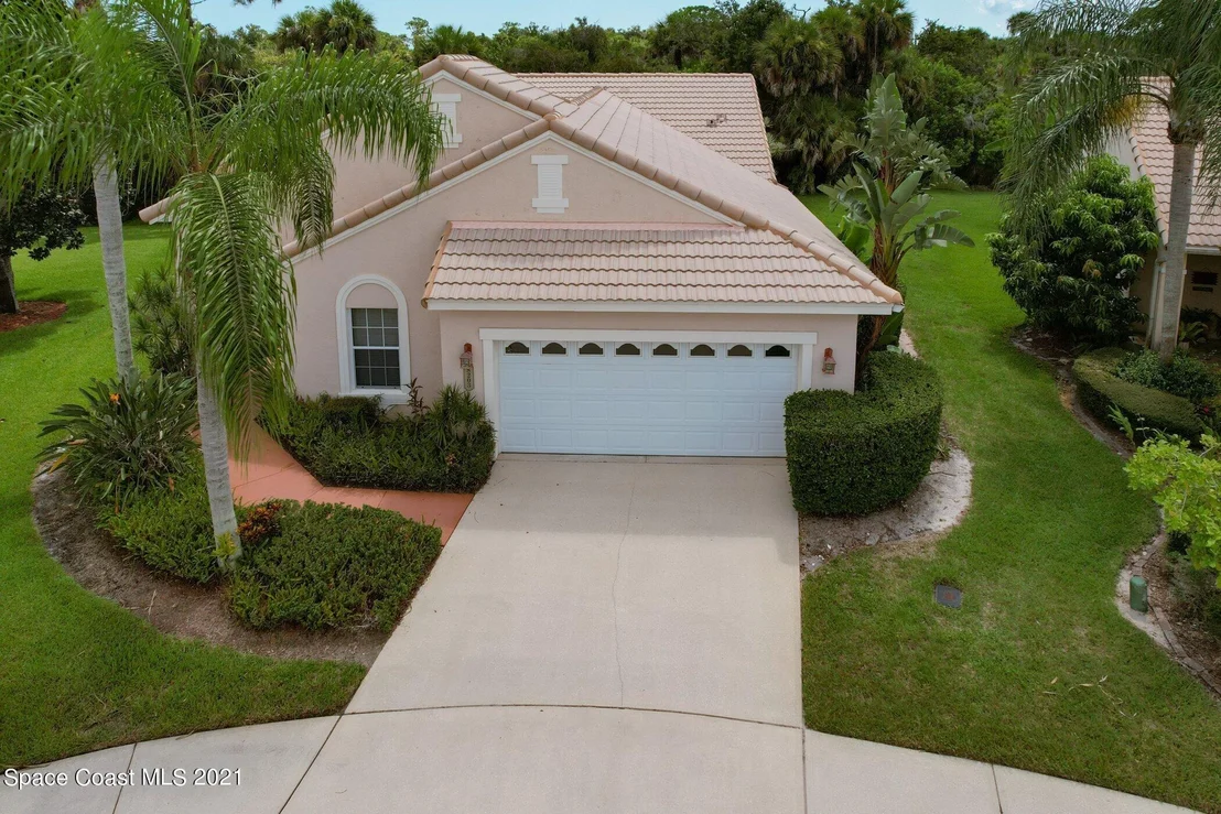 Photo of 8203 Simpkins Way