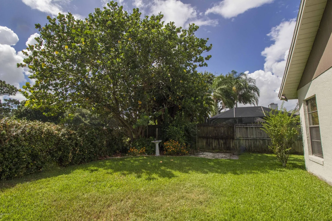 Photo of 2483 NOBILITY Avenue