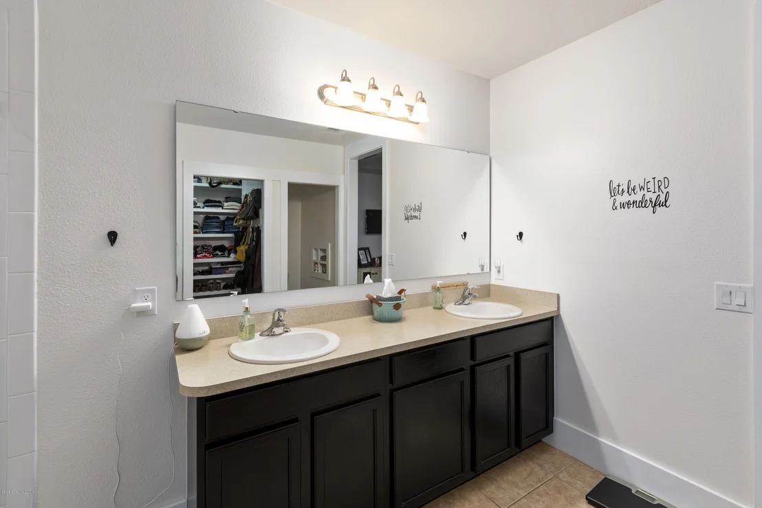 Photo of 1515 Litchfield Drive