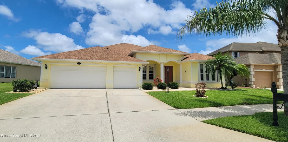 Photo of 3587 Peninsula Circle