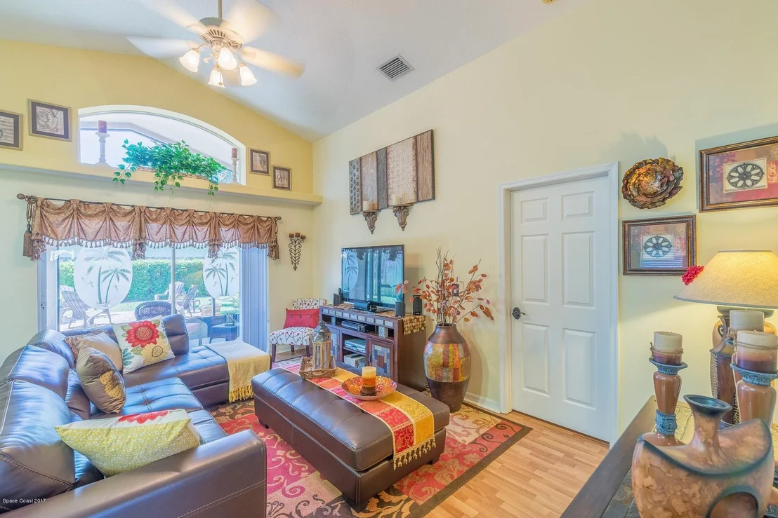 Photo of 1192 Bainbury Lane