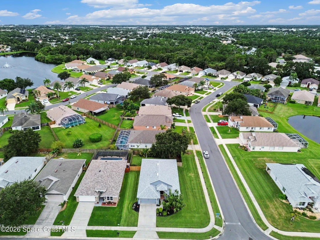 Photo of 2693 Bradfordt Drive