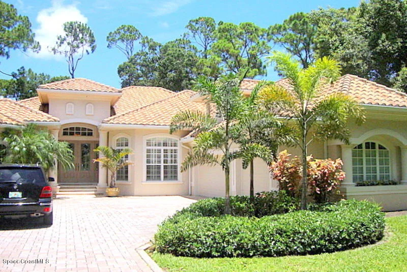 Photo of 6460 South Drive