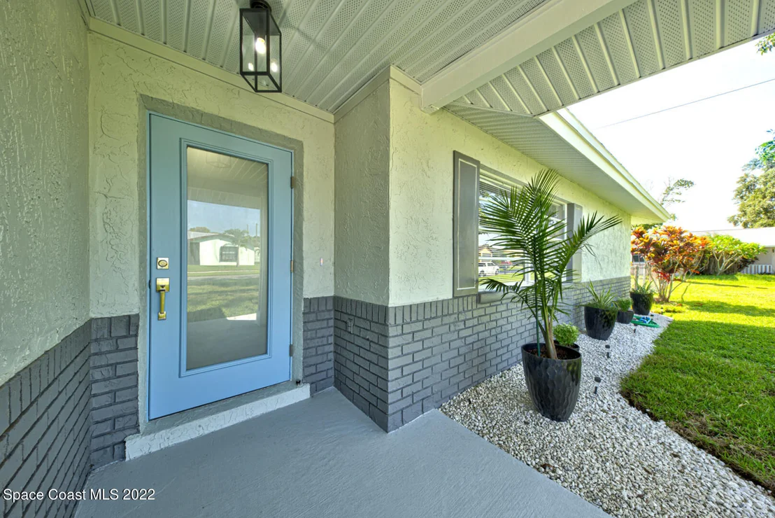 Photo of 697 Amor Drive