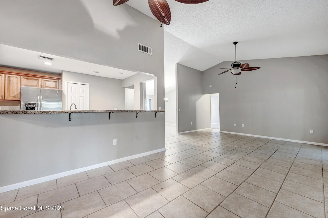 Photo of 810 Pine Valley Court