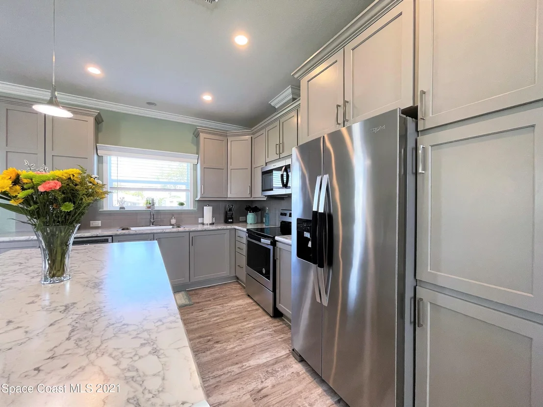 Photo of 816 Pinewood Boulevard