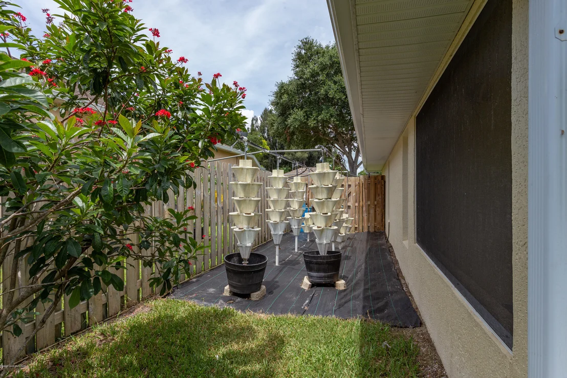 Photo of 1043 Spring Oak Drive