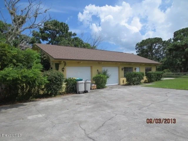 Photo of 4055 Pinewood Road