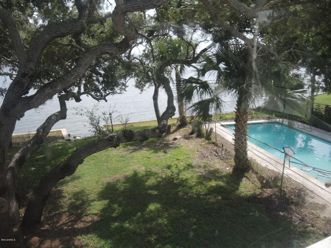 Photo of 6 Shore View Circle