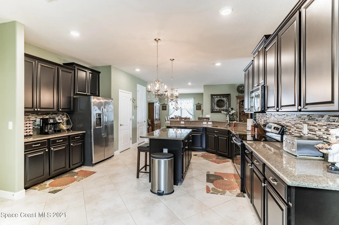 Photo of 3242 Balboa Place