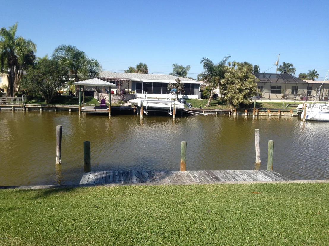 Photo of 441 Cardinal Drive