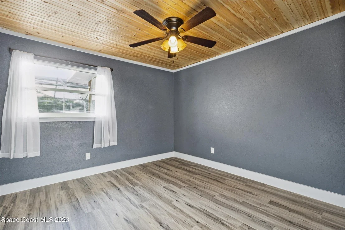 Photo of 10 Spring Way