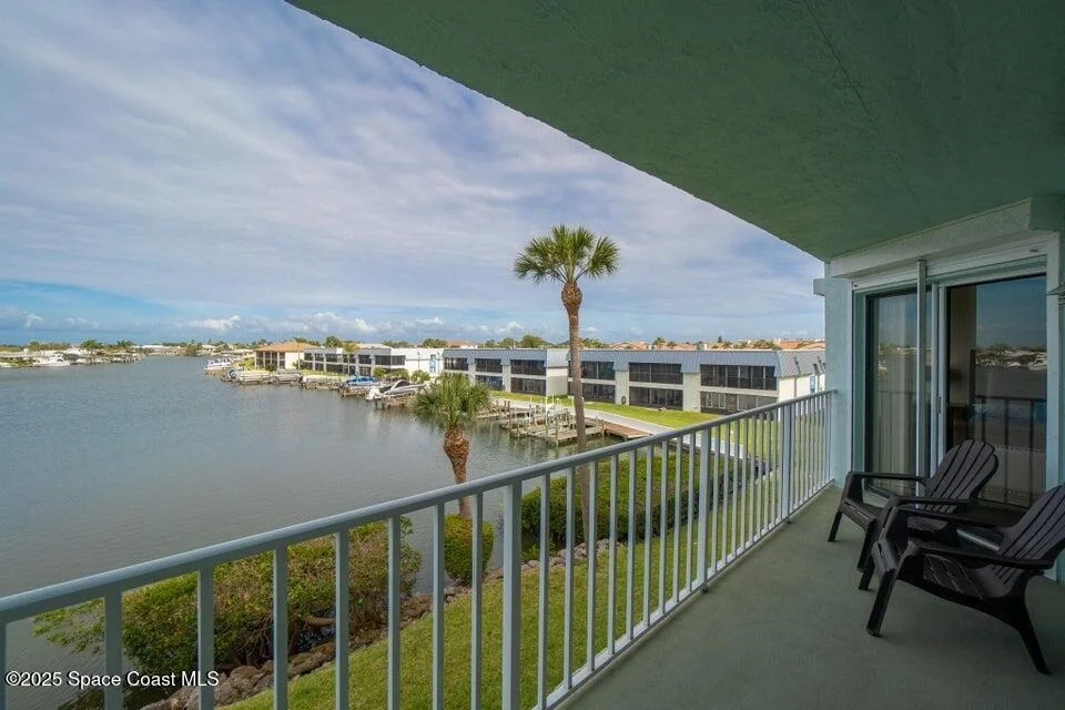 Photo of Unit 2303 at 1750 Commodore Boulevard