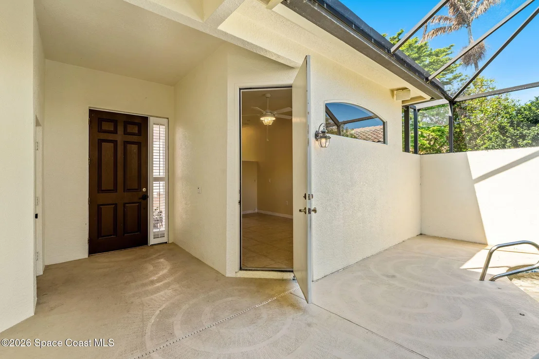 Photo of 162 Whaler Drive
