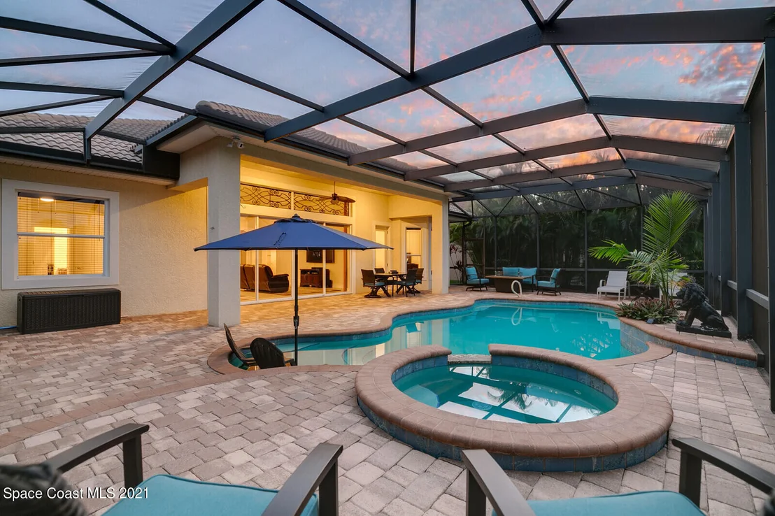 Photo of 6585 Arroyo Drive