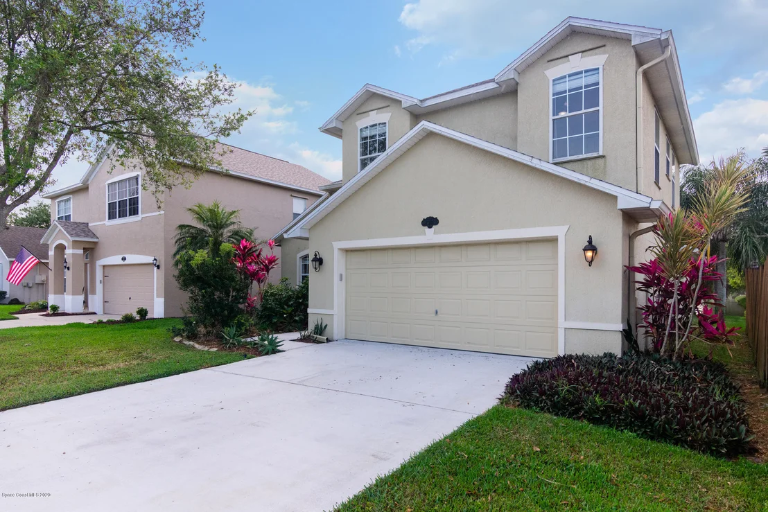 Photo of 2081 Stratford Pointe Drive