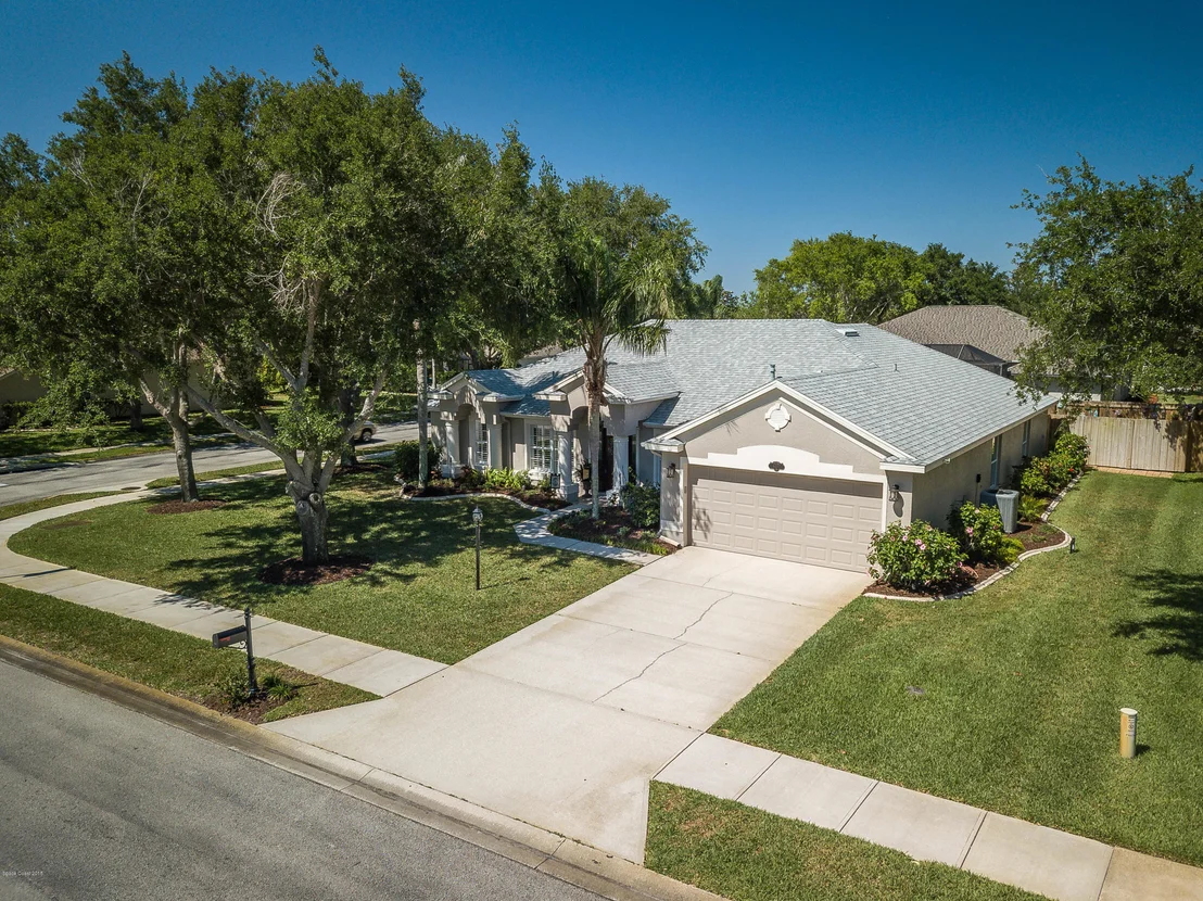 Photo of 6042 Newbury Circle