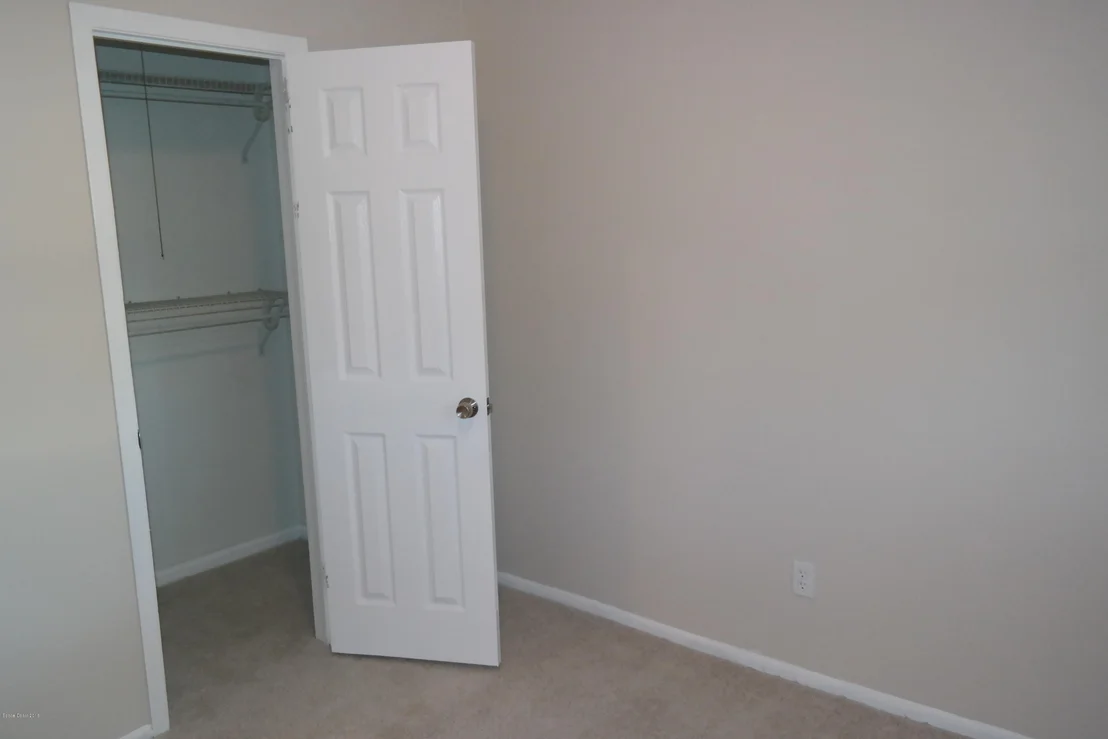 Photo of 984 Kings Post Road