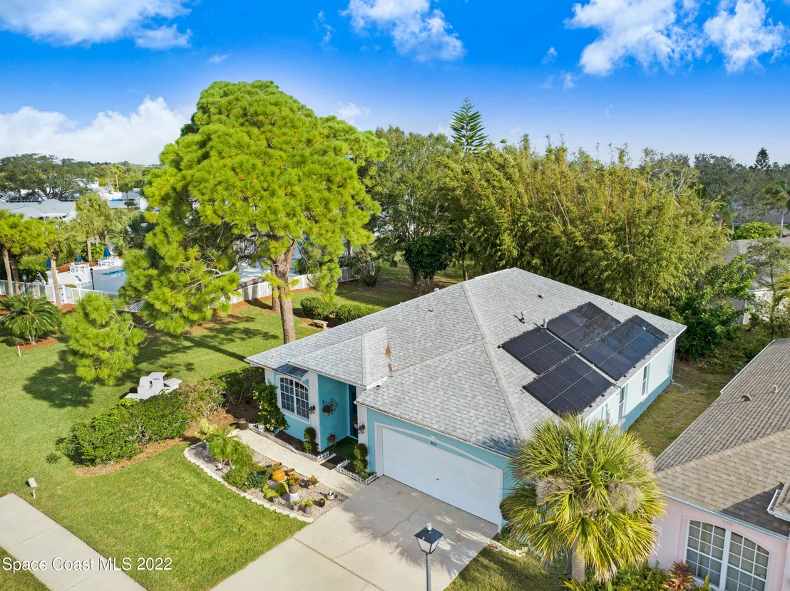 Photo of 852 Villa Drive